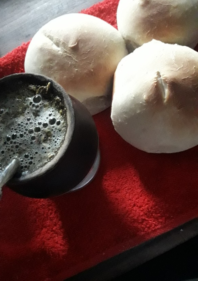 Una foto de Pan casero para el mate