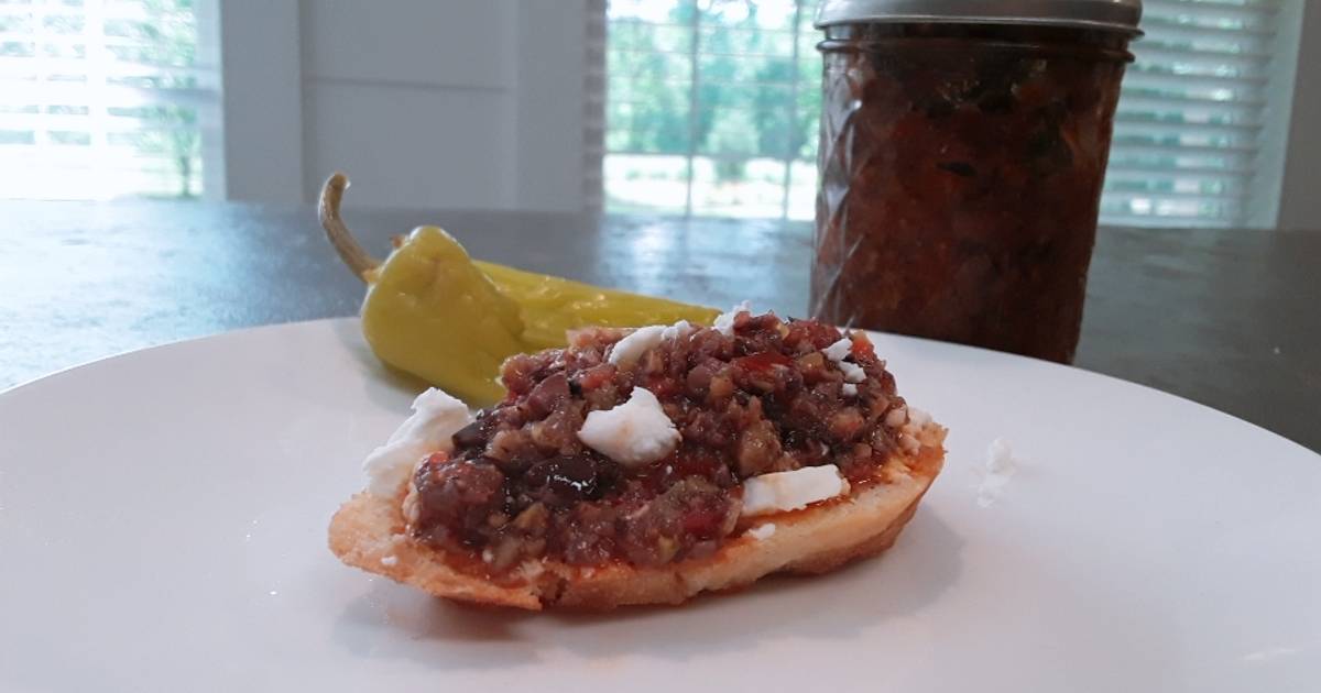 Greek olive spread Recipe by Wolfcatskitchen Cookpad