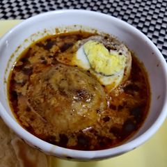 A picture of Nargisi koftas.