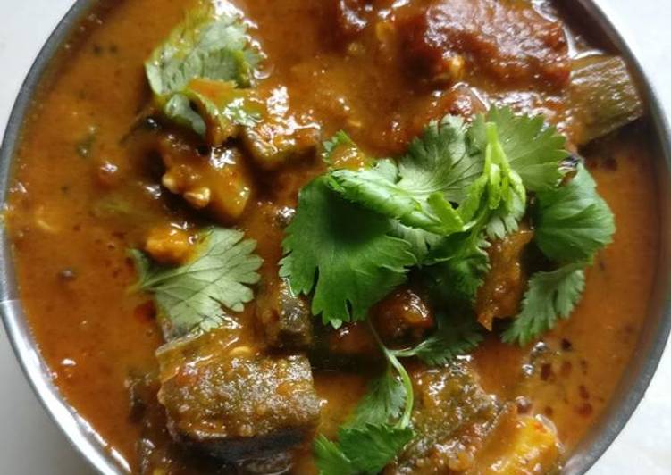 Recipe of Ultimate Okra/Bhindi In Sweet And Sour Gravy