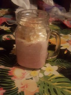 Una foto de Batido de fresas con nata y un toque de canela