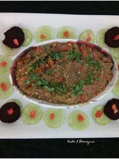बैंगन का भरता (Baingan ka bharta recipe in hindi) रेसिपी मुख्य फोटो