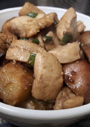 馬鈴薯燉炒雞胸肉 的食譜成品照片