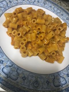 صورة لوصفة باستا ايطاليه سهله لذيذه جدا