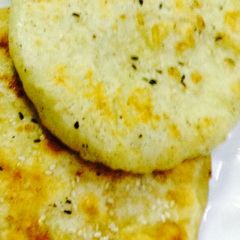Rogani naan A picture of Rogani naan.