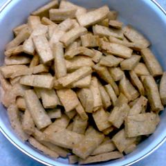 A picture of Mathri Recipe.