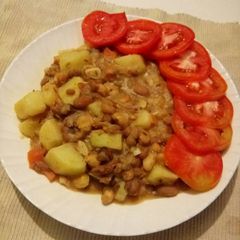 A picture of Fried Muthokoi and potatoes.