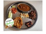 Maharashtrian Chicken Thali
