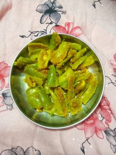 રાઈ વાળા મરચા (Rai Vala Marcha Recipe In Gujarati) રેસીપી મુખ્ય ફોટો