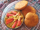 खस्ता दाल कचौडी़ (Khasta dal kachori recipe in hindi)