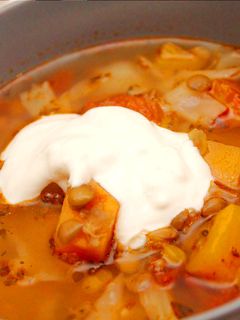 Pikáns lencseleves recept fotója
