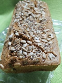 Una foto de Pan De Quinoa Sin Gluten, Apto Diabéticos Y Vegano