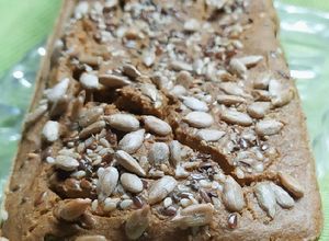 Una foto de Pan De Quinoa Sin Gluten, Apto Diabéticos Y Vegano