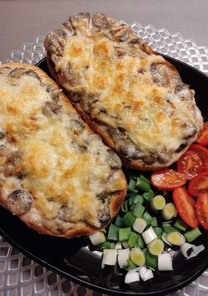Gombakrémes melegszendvics recept fotója