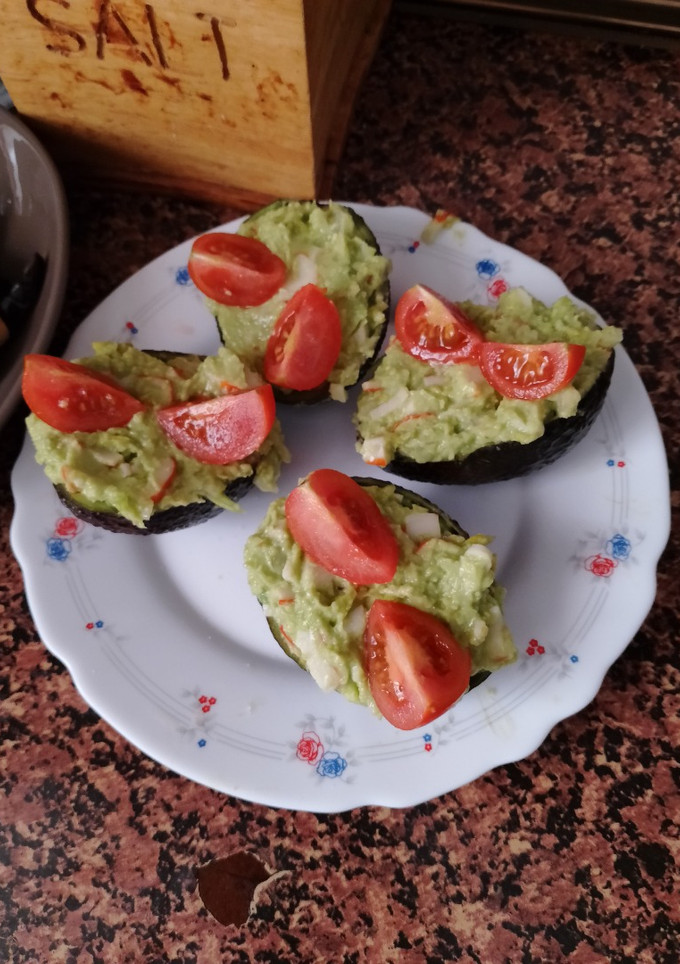 Una foto de Aguacates Rellenos