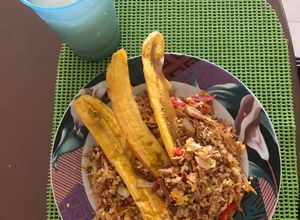 Una foto de Arroz frito crocante