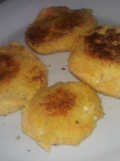 Una foto de Hamburguesas Veganas de Porotos, Garbanzos y Zanahoria
