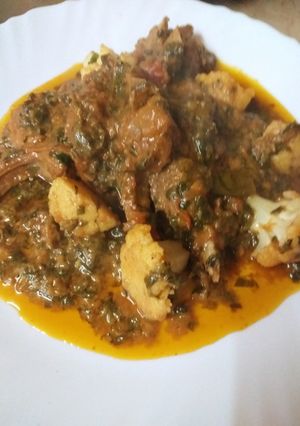 A picture of Mutton palak gobhi.