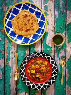 A picture of Dhaba Style Matar Paneer.