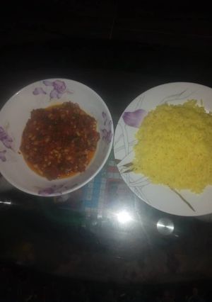 A picture of Shinkafar Curry with miyar beans😃😋.