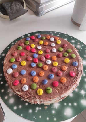 Una foto de Tarta de huesitos con lacasitos