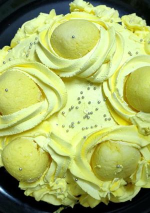 A picture of Rasmalai cake.