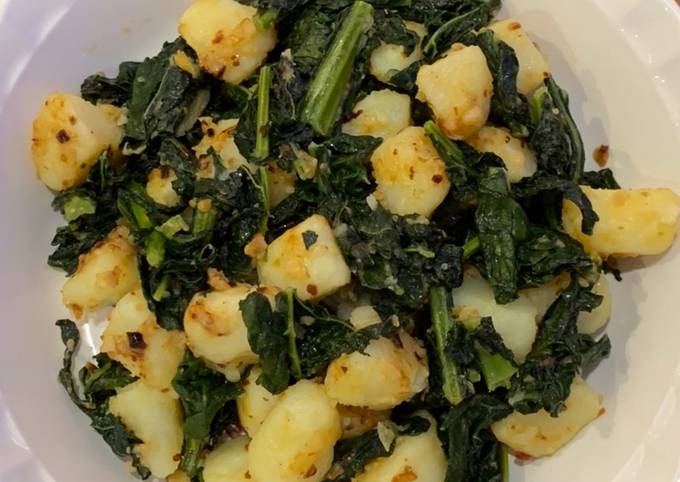 Cavolo nero and potatoes sautéed with chilli and garlic