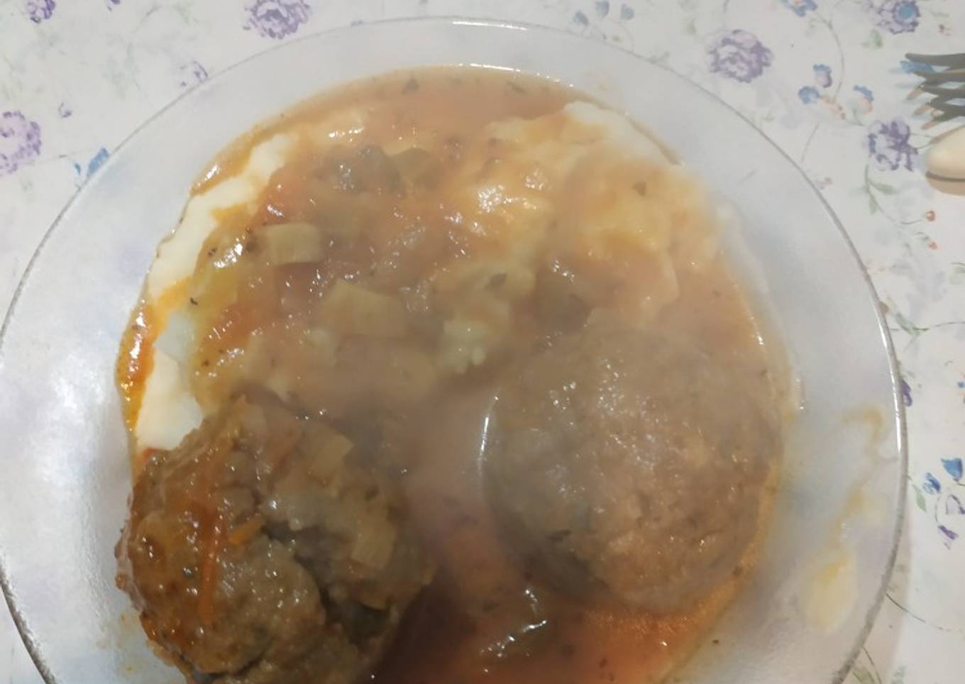 Albóndigas a la portuguesa con puré