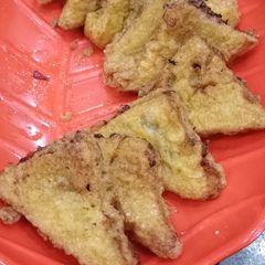 A picture of Bread samosa.
