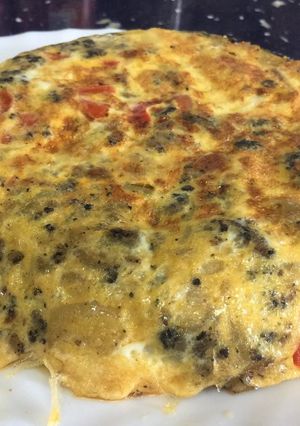 Foto principal de Tortilla de patata, morcilla y pimiento