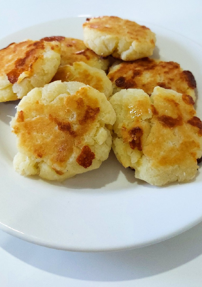 Una foto de Pancitos de queso sin tacc👌🤤🧀