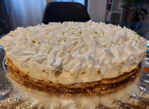Una foto de Cheesecake de limón 🍋 (Sin horno)