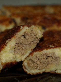 Фото Картофельные зразы с печеночной начинкой.