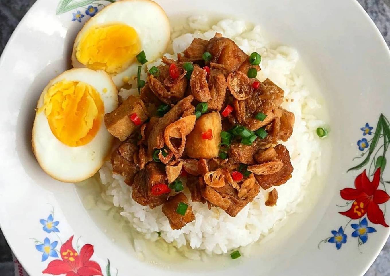 Cara Gampang Membuat Nasi Bakmoy, Enak Banget