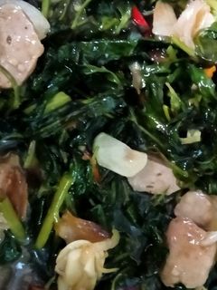 Foto resep Tumis kangkung bakso