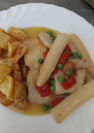 Una foto de Merluza en salsa