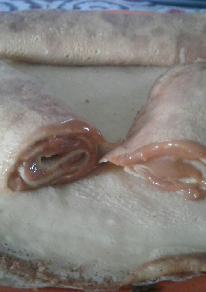 Una foto de Panqueques rellenos con dulce de leche