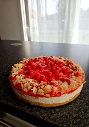 A picture of Cherry Cheescake.