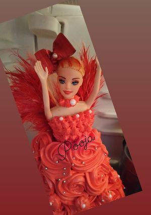 A picture of Doll cake.