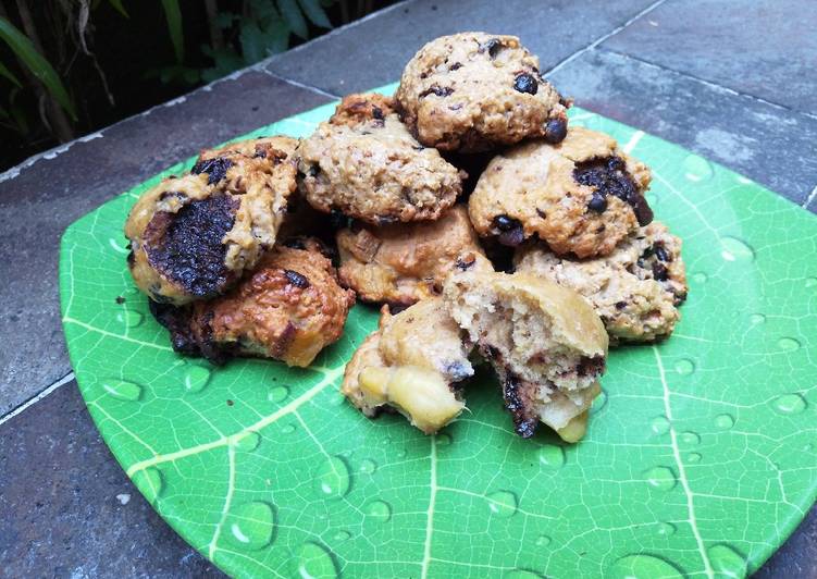 Banana Choco Melted Cookies