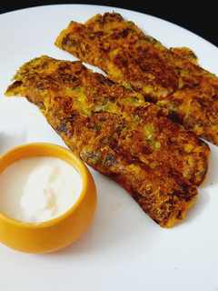 A picture of Cucumber pan chila.