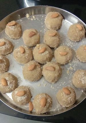 A picture of Homemade ladoo.