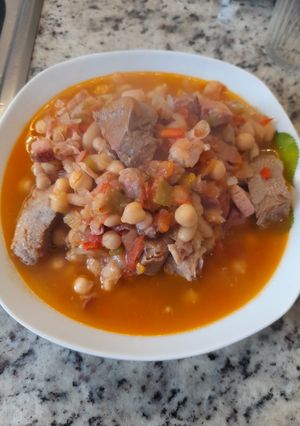 Una foto de Guiso de Lengua