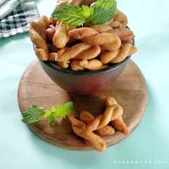 A picture of Kue Tambang/kue untir2.