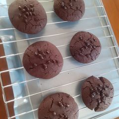 A picture of Chocolate cookies.
