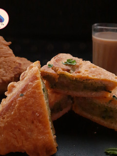 ब्रेड पकोड़ा (Bread Pakoda recipe in Hindi) रेसिपी मुख्य फोटो