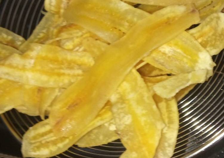 Langkah Mudah untuk Menyiapkan Keripik pisang kepok enak Anti Gagal