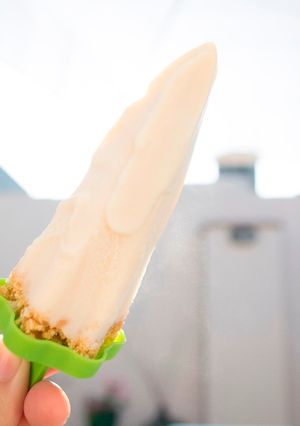 Una foto de Paleta de helado de pie de limón