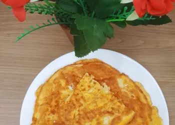 Caranya Menyajikan Omelet kentang keju Ala Warteg