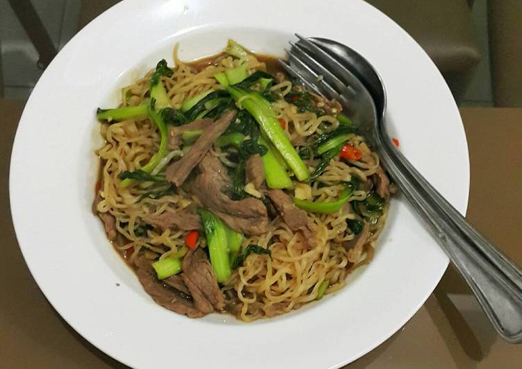 Resep Beef shirataki stir fried noodle (mie diet), Enak Banget